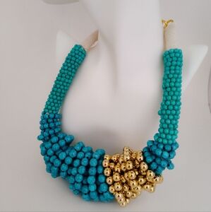 Gorgeous Faux Turquoise Beaded Necklace Leisurewear Beachwear New!!